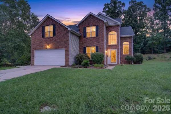 8100 Laurel Run Drive, Charlotte, NC 28269