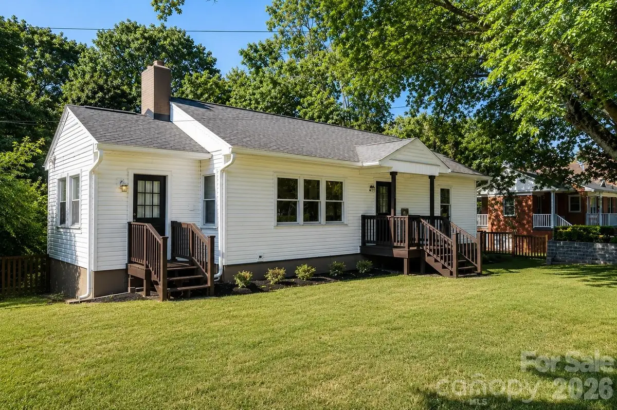 317 E 4th Avenue, Gastonia, NC 28054 - #1