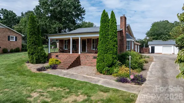 1316 Oak Canopy Road, Lincolnton, NC 28092