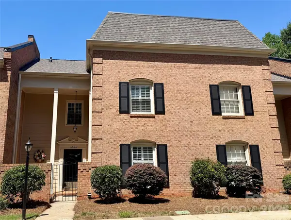 6606 Bunker Hill Circle, Charlotte, NC 28210