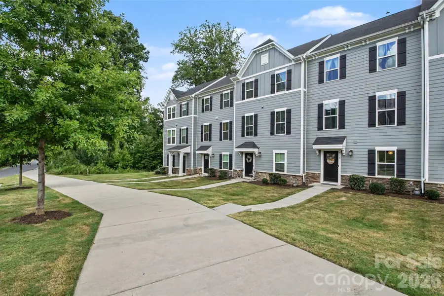 4518 Valley Walk Drive, Charlotte, NC 28216 - #2