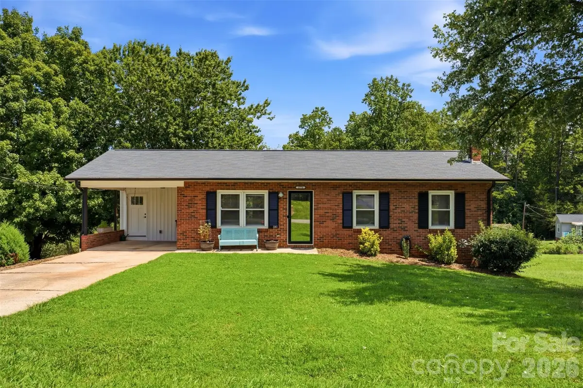 3776 Newhall Drive Nw, Conover, NC 28613 - #1