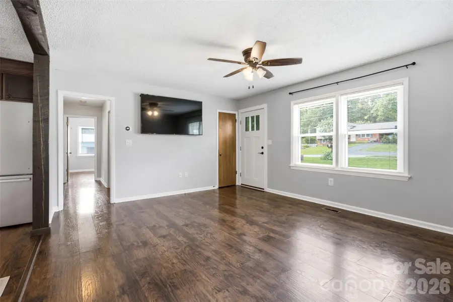 3776 Newhall Drive Nw, Conover, NC 28613 - #3