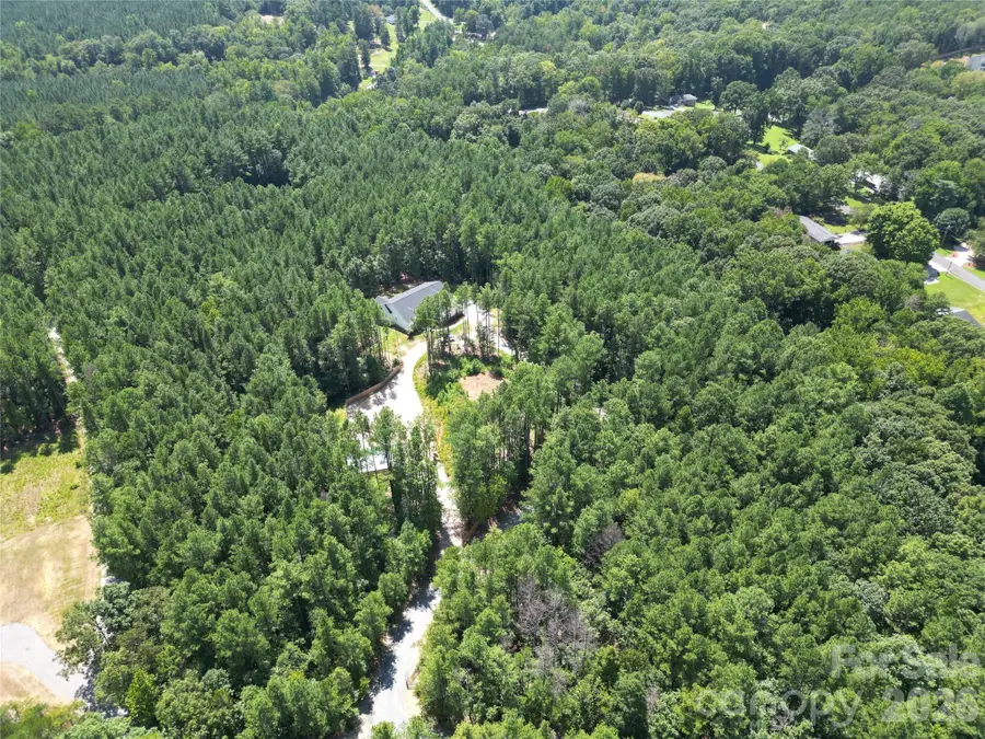 997 S Skyland Drive, Mount Pleasant, NC 28124 - #3