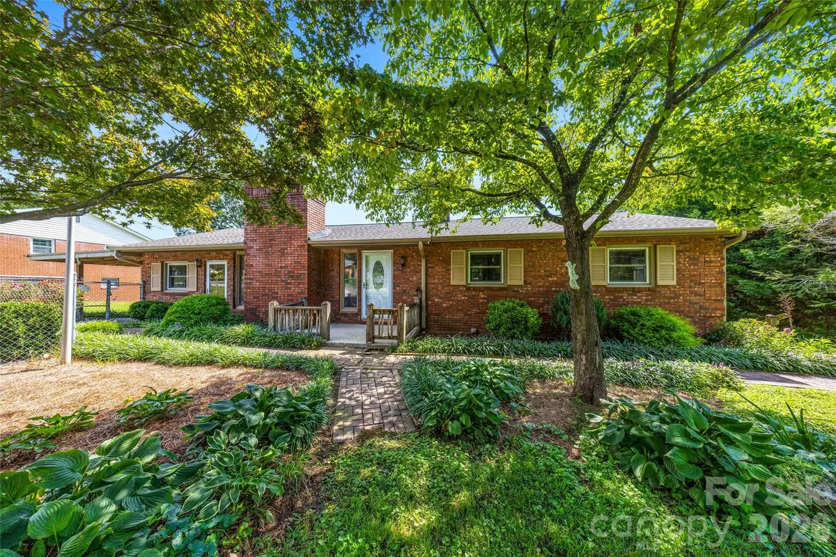 708 Loop Road, Hendersonville, NC 28792 - #1