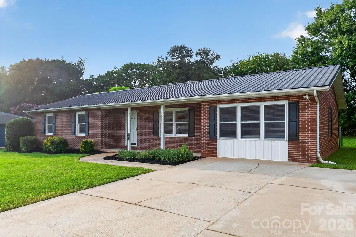 2504 Ashford Drive, Newton, NC 28658 - #1