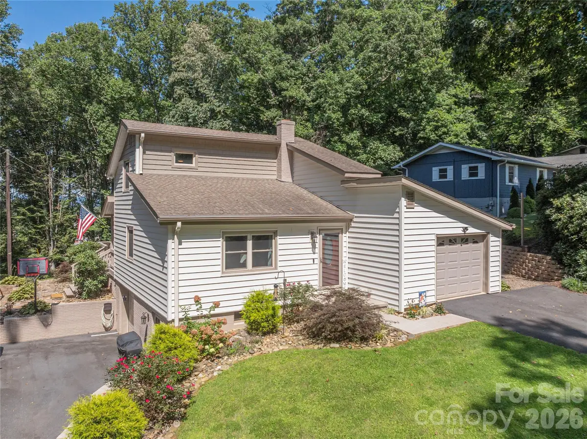 115 Hazelview Drive, Waynesville, NC 28786 - #1