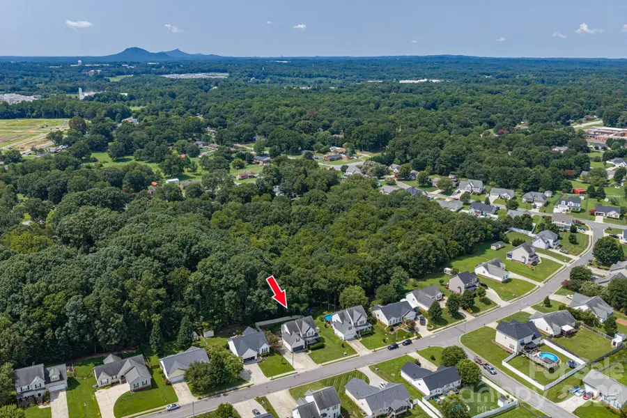 908 Carole Summey Drive, Dallas, NC 28034 - #2