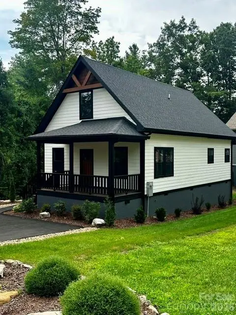310 Ninth Street, Black Mountain, NC 28711