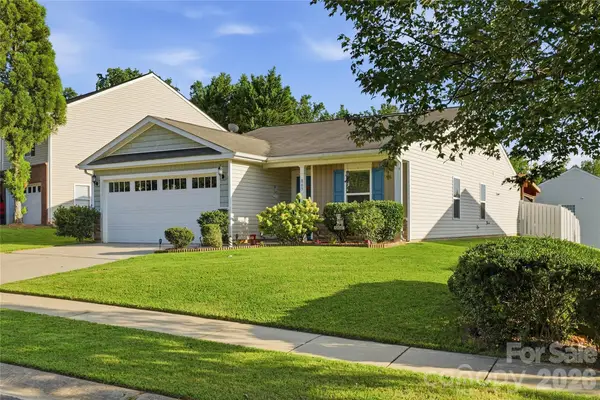 865 Willow Creek Drive, Gastonia, NC 28054