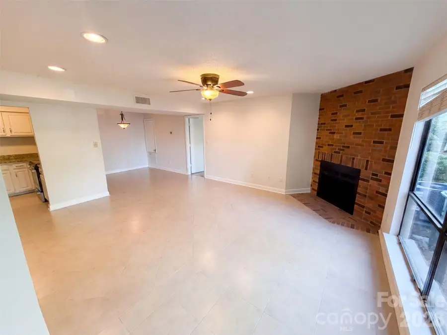 1612 Sharon Road W #61, Charlotte, NC 28210 - #3