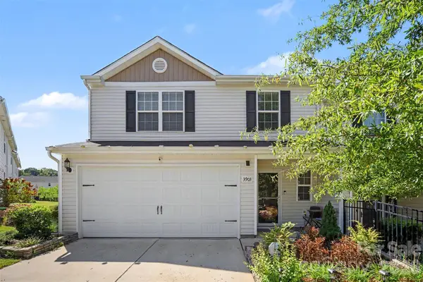 3903 Rosfield Drive, Charlotte, NC 28214