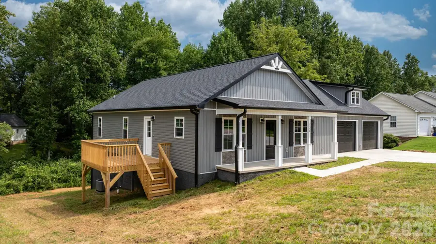 128 Buck Shoals Circle, Hudson, NC 28638 - #2