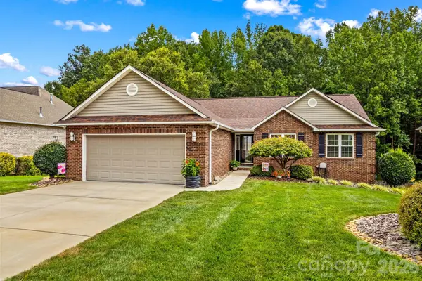 189 River Birch Circle, Mooresville, NC 28115