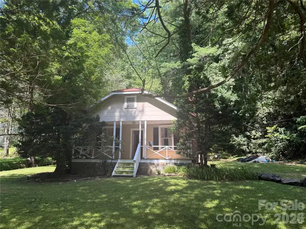 19010 Rosman Highway, Sapphire, NC 28774