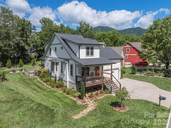 249 Flat Creek Road, Black Mountain, NC 28711