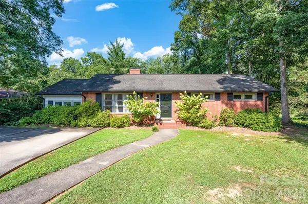 427 S Magnolia Street, Mooresville, NC 28115