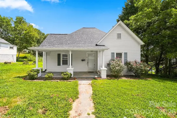 1115 Lenoir Avenue Sw, Lenoir, NC 28645