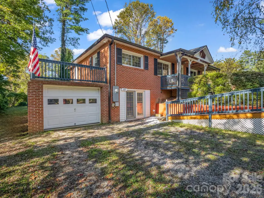 88 Lake Rugby Drive, Hendersonville, NC 28791 - #2