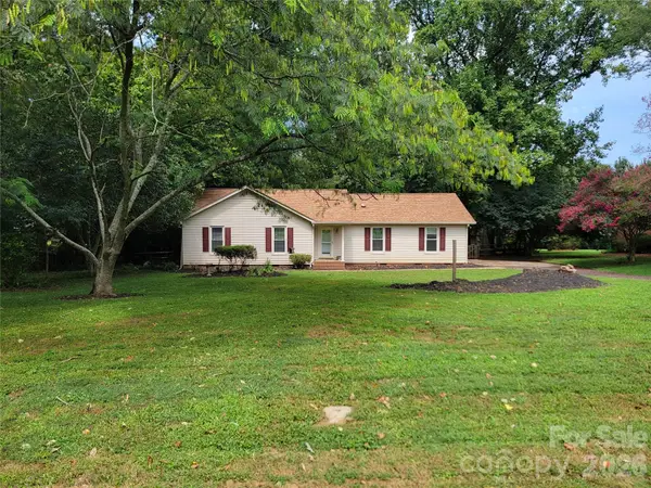 4710 Carving Tree Drive, Charlotte, NC 28227