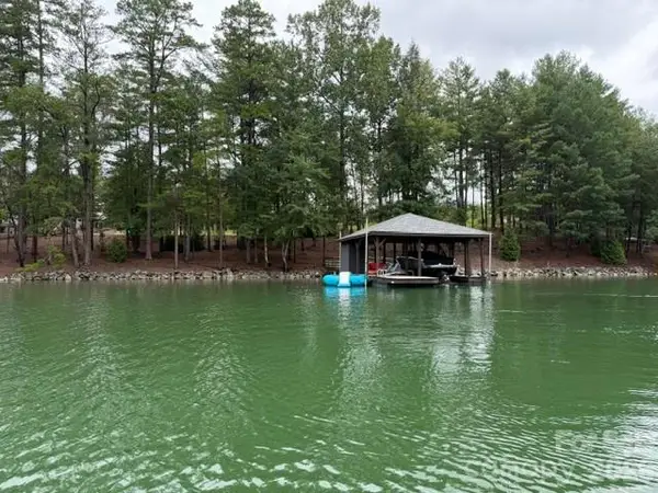 3089 W Moonlight Place, Morganton, NC 28655
