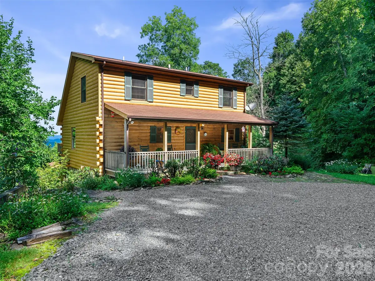 185 Blue Bird Lane, Spruce Pine, NC 28777 - #1