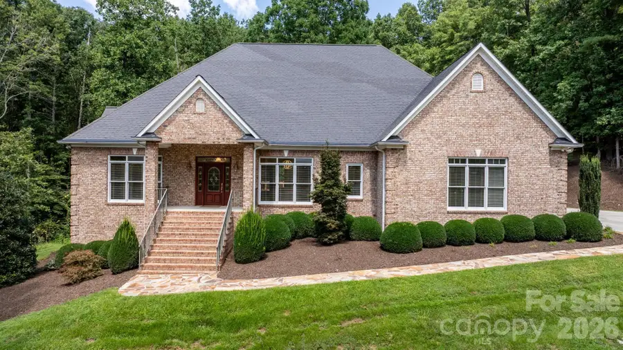 2752 Brittany Drive, Lenoir, NC 28645 - #2