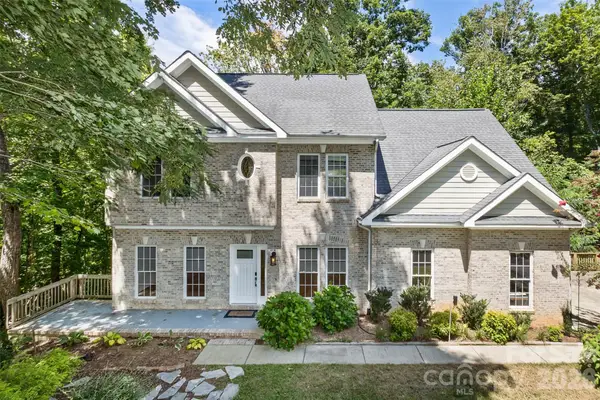 113 Ballantree Drive, Asheville, NC 28803