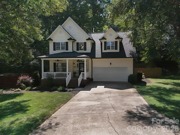 4004 River Falls Drive, Lowell, NC 28098