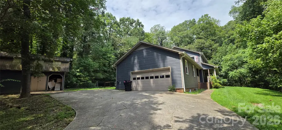 8979 Twin Lake Drive, Kernersville, NC 27284 - #3