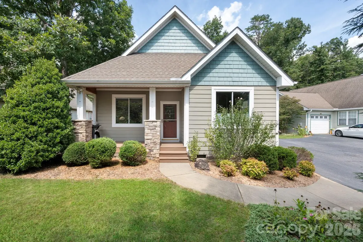 22 Banks Town Road, Weaverville, NC 28787 - #1