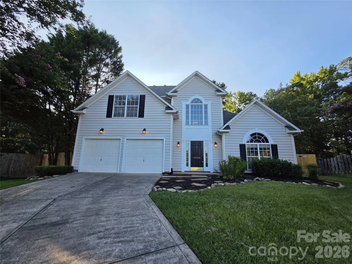 8800 Cavonnier Lane, Charlotte, NC 28216 - #1