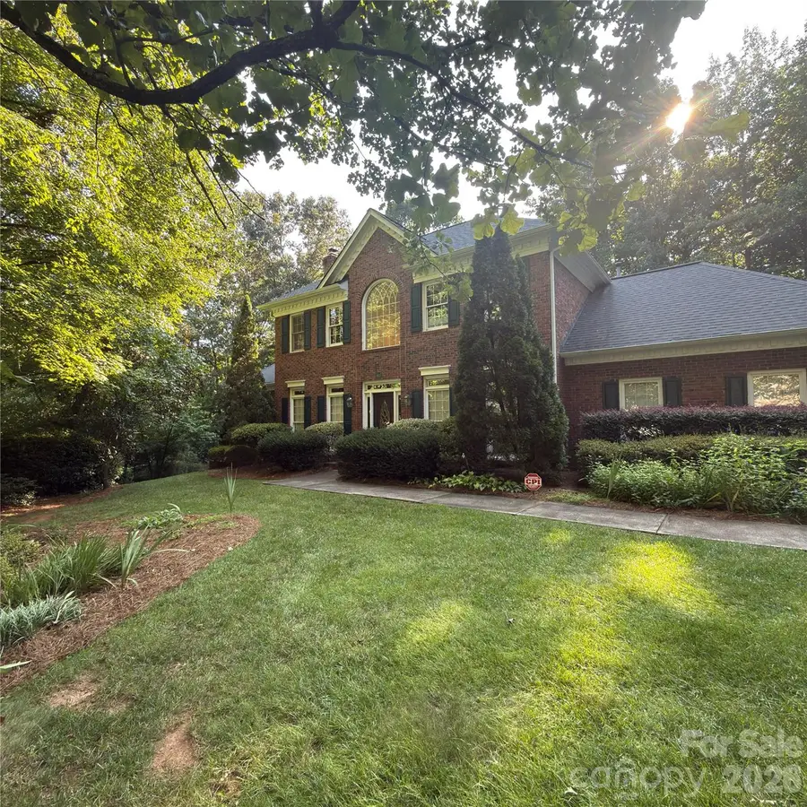 8805 Crosstimbers Drive, Charlotte, NC 28215 - #2