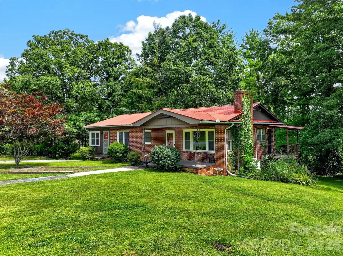 2 White Oak Road, Arden, NC 28704 - #1