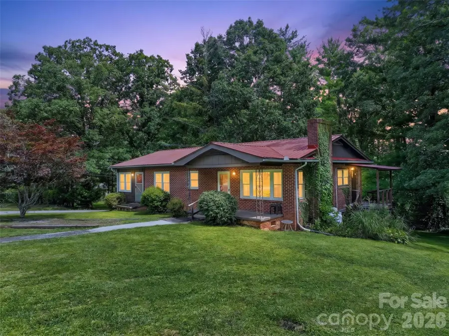 2 White Oak Road, Arden, NC 28704 - #2
