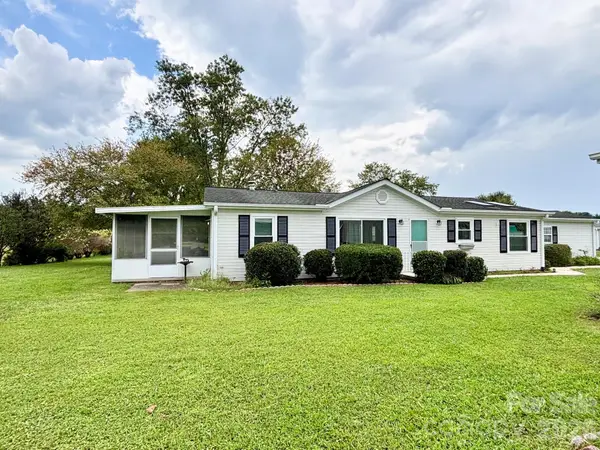 236 Riverwind Drive, Hendersonville, NC 28739