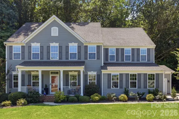 1009 Brookmeade Drive, Waxhaw, NC 28173