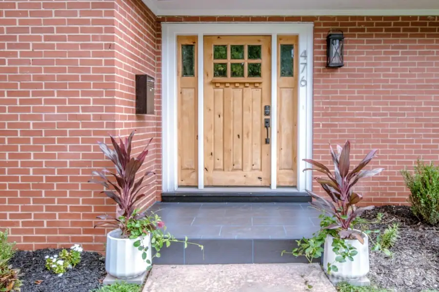 476 Summit Avenue, Statesville, NC 28677 - #2