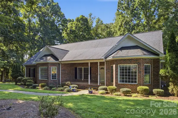 216 Minnie Queen Lane, Belmont, NC 28012