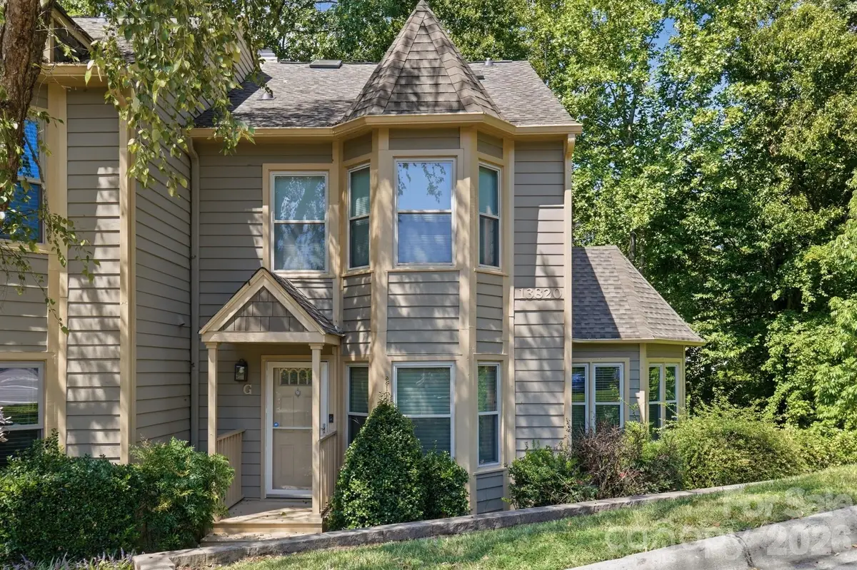 13820 Queens Harbor Road, Charlotte, NC 28278 - #1