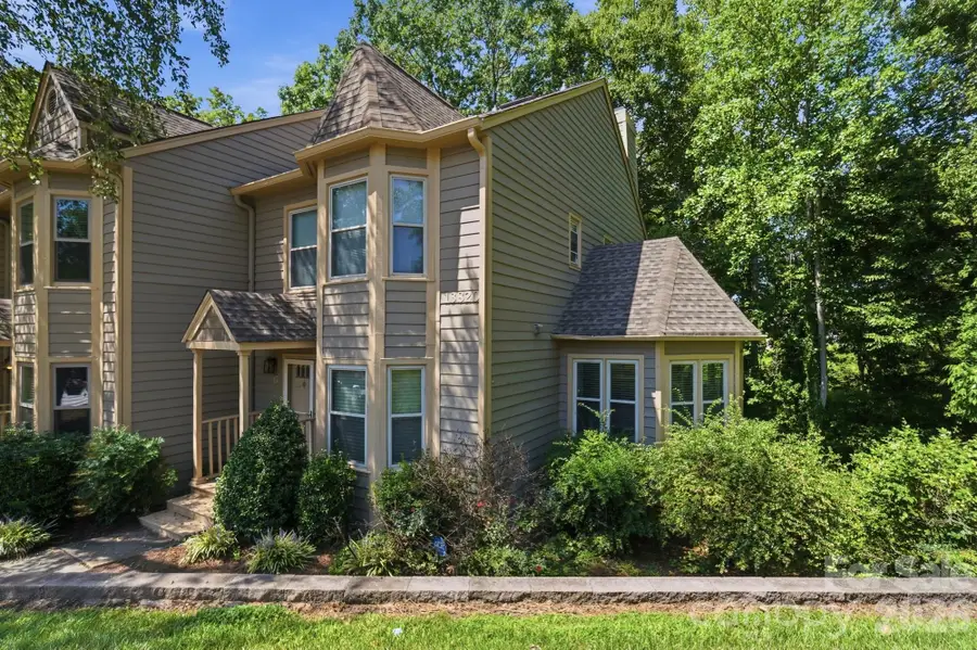 13820 Queens Harbor Road, Charlotte, NC 28278 - #3