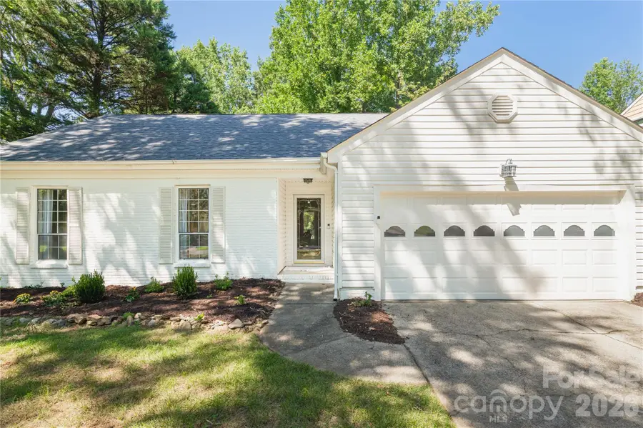 8805 Golf Ridge Drive, Charlotte, NC 28277 - #3
