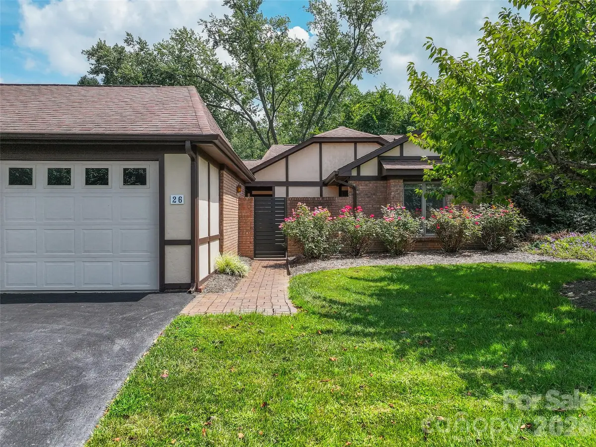 26 Lodge Lane, Waynesville, NC 28786 - #1
