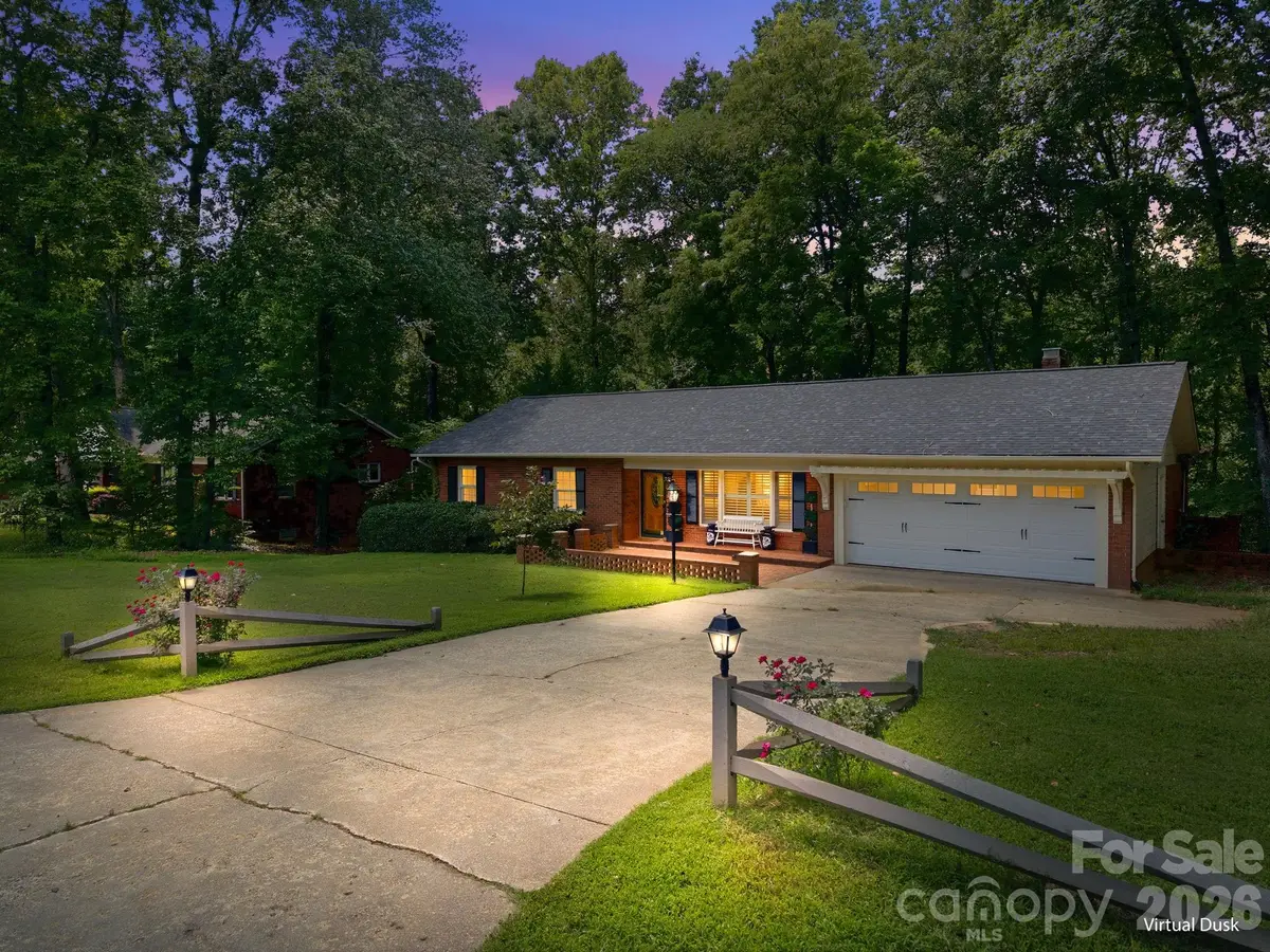 305 Heritage Circle, Statesville, NC 28625 - #1