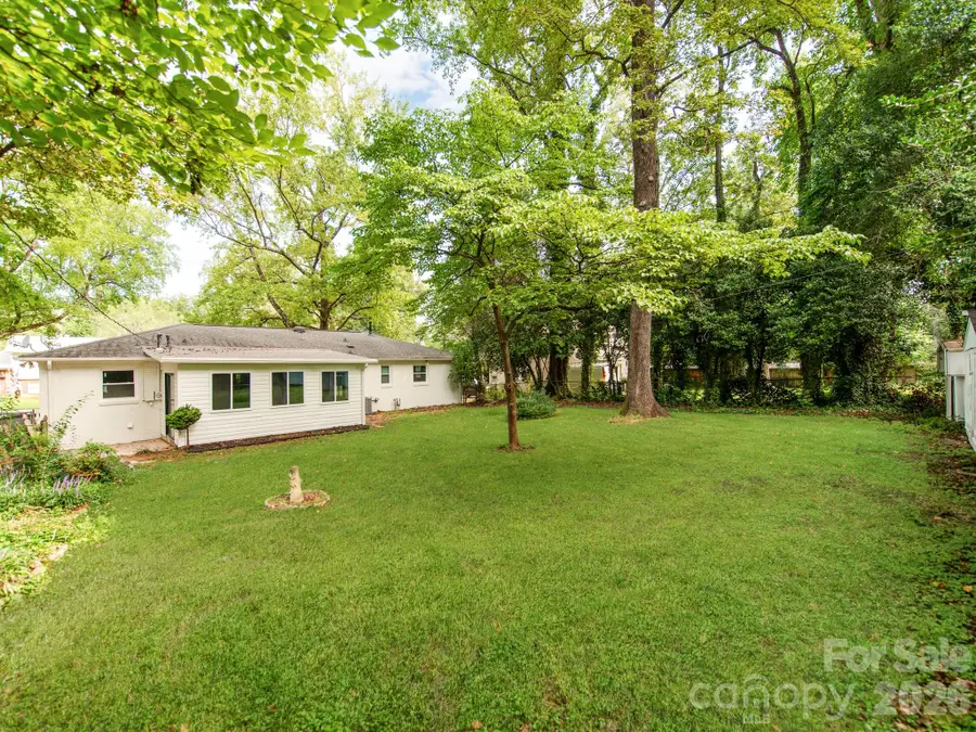 3326 Bonneville Drive, Charlotte, NC 28205 - #3