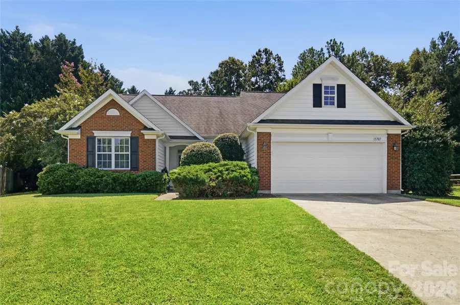 15707 Corsair Court, Charlotte, NC 28278 - #2