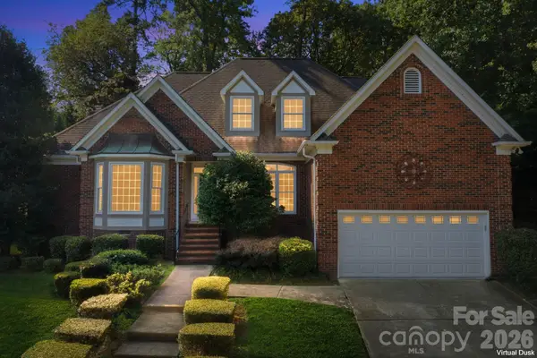 5111 Downing Creek Drive, Charlotte, NC 28269