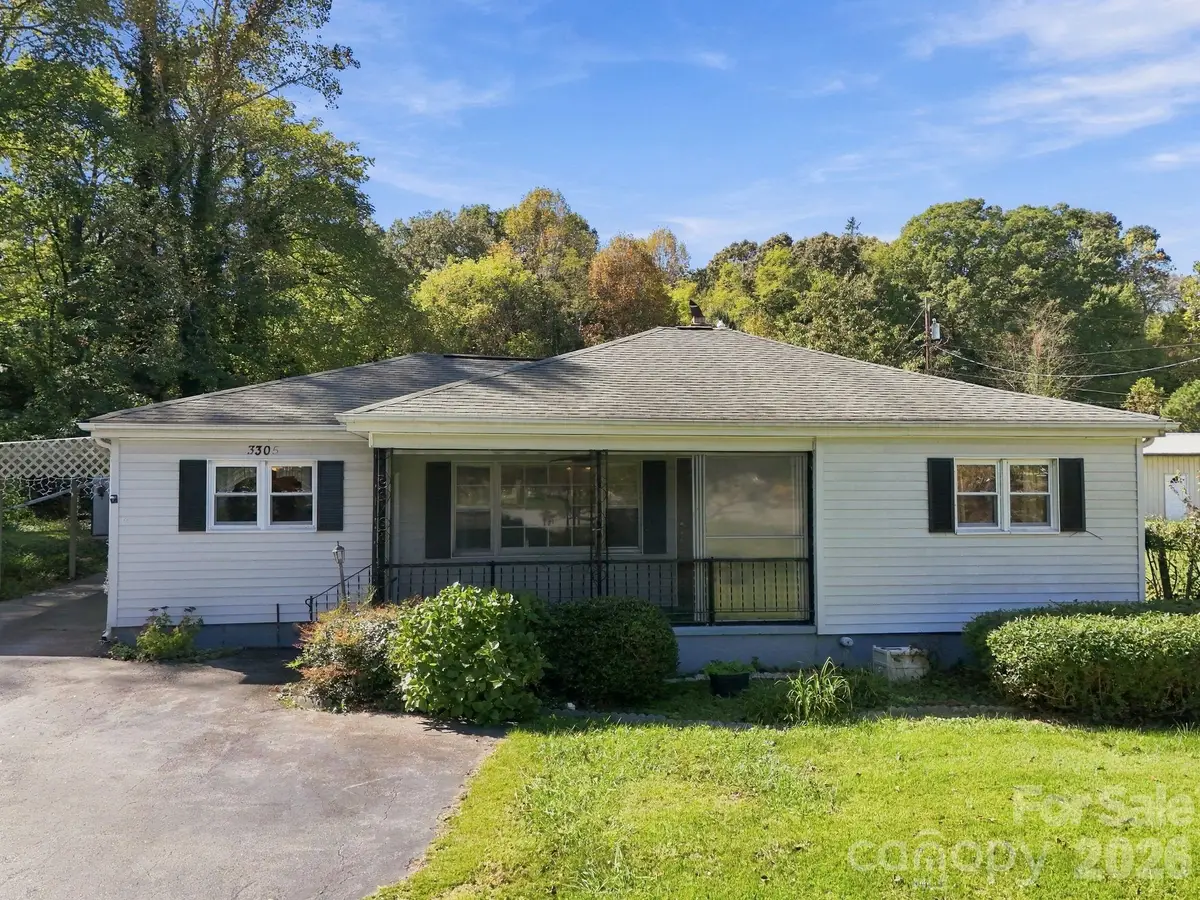 3305 Spartanburg Highway, Flat Rock, NC 28731 - #1