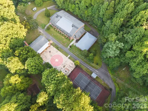 504 Mountain View School Road, Robbinsville, NC 28771