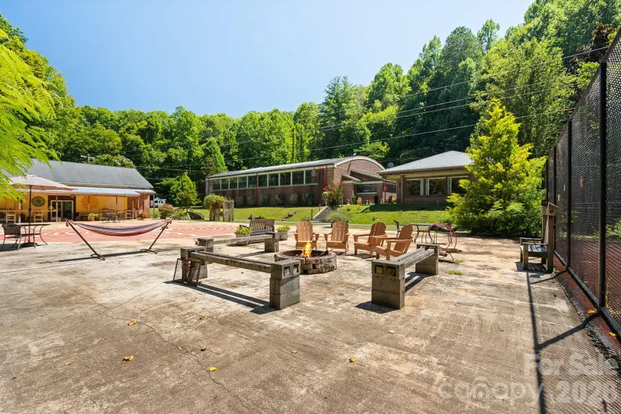 504 Mountain View School Road, Robbinsville, NC 28771 - #2